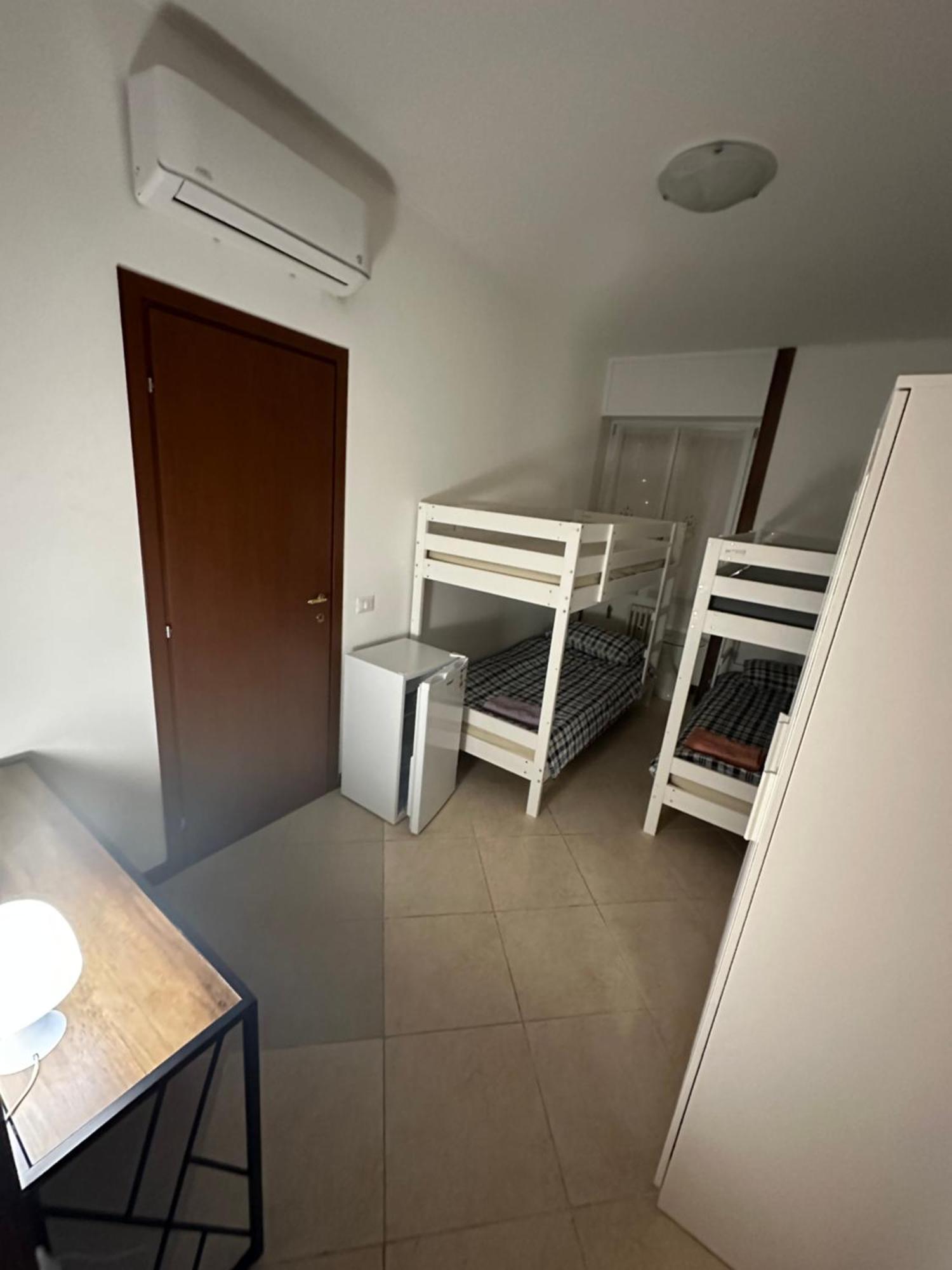 Gigli, Rooms Con Cucina In Comune E Terrazza Milano Exteriör bild