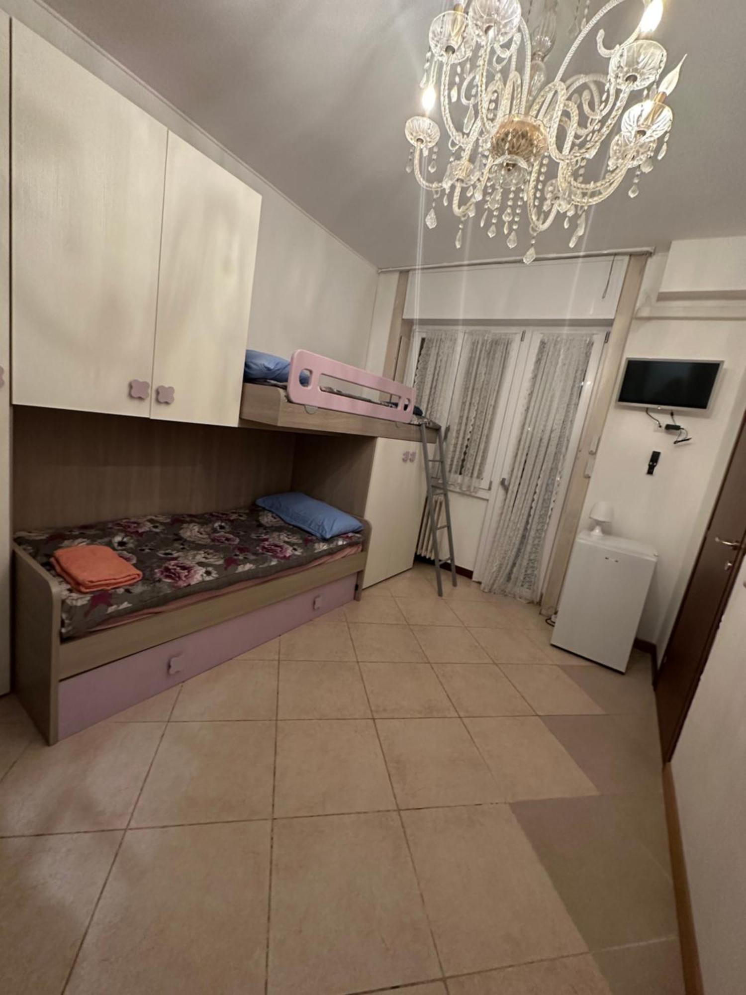 Gigli, Rooms Con Cucina In Comune E Terrazza Milano Exteriör bild