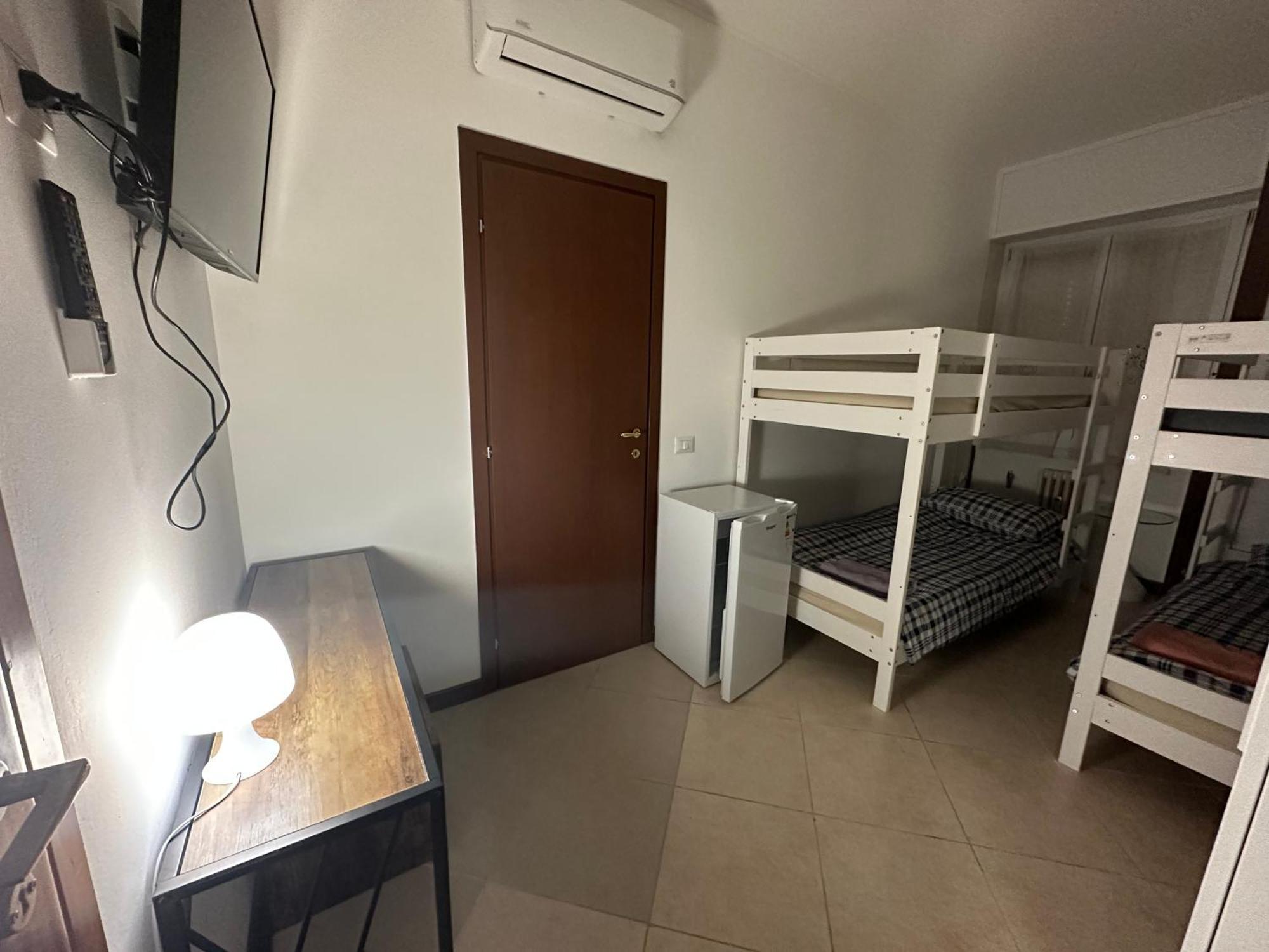 Gigli, Rooms Con Cucina In Comune E Terrazza Milano Exteriör bild